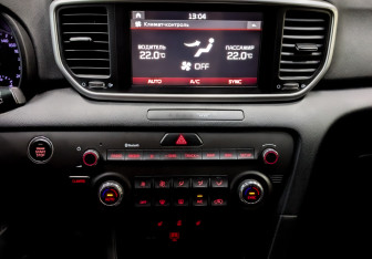 Подержанный автомобиль Kia Sportage 2020 года (15 фото)