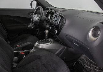 Подержанный автомобиль Nissan Juke 2013 года (9 фото)