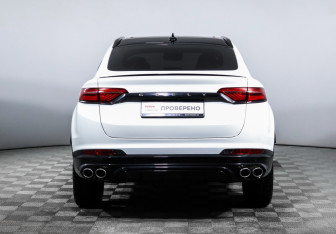 Подержанный автомобиль Geely Tugella 2023 года (6 фото)