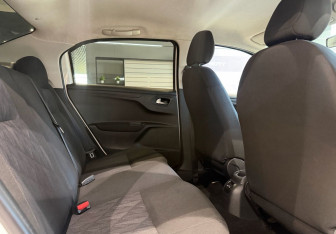 Подержанный автомобиль Citroen C-Elysee 2013 года (12 фото)