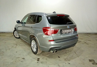 Подержанный автомобиль BMW X3 2013 года (4 фото)