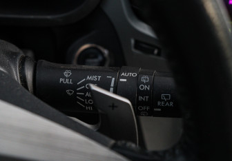 Подержанный автомобиль Subaru Outback Wagon 2011 года (22 фото)