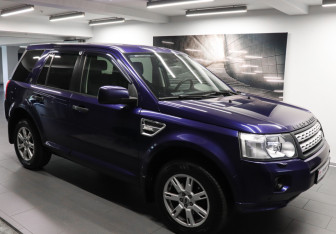 Подержанный автомобиль Land Rover Freelander 2011 года (3 фото)