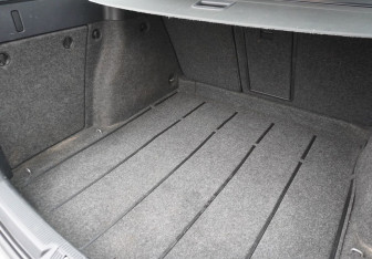 Подержанный автомобиль Skoda Octavia Wagon 2009 года (9 фото)