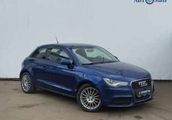 Подержанный автомобиль Audi A1 2011 года (3 фото)