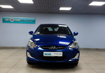 Подержанный автомобиль Hyundai Solaris Sedan 2011 года (2 фото)