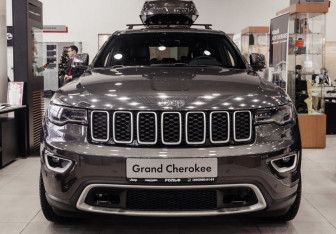 Новый Jeep Grand Cherokee 2023 (2 фото)