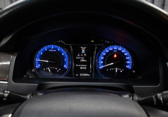 Подержанный автомобиль Toyota Camry Sedan 2016 года (12 фото)