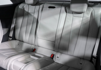 Подержанный автомобиль Audi A5 Coupe 2016 года (10 фото)