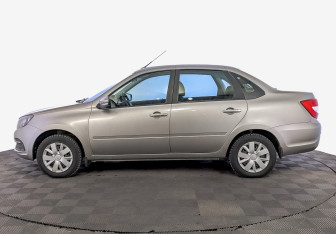 Подержанный автомобиль LADA (ВАЗ) Granta Sedan 2022 года (8 фото)