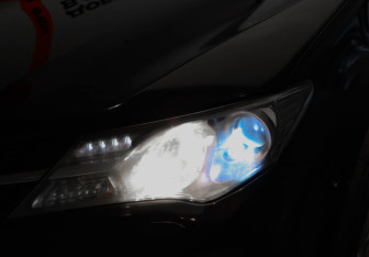 Подержанный автомобиль Toyota RAV4 2012 года (23 фото)
