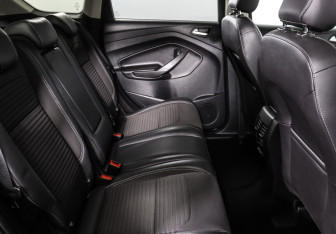 Подержанный автомобиль Ford Kuga 2017 года (14 фото)