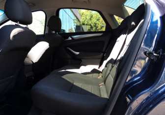 Подержанный автомобиль Ford Mondeo Sedan 2012 года (10 фото)