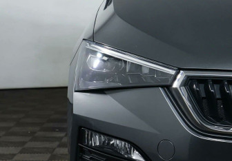 Подержанный автомобиль Skoda Rapid Liftback 2021 года (7 фото)