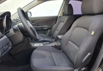 Подержанный автомобиль Mazda 3 Sedan 2008 года (10 фото)