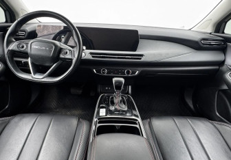 Подержанный автомобиль BAIC U5 Plus 2023 года (9 фото)
