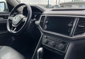 Подержанный автомобиль Volkswagen Teramont 2018 года (9 фото)