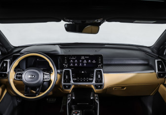 Подержанный автомобиль Kia Sorento 2021 года (14 фото)