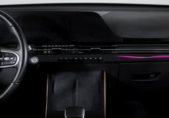 Подержанный автомобиль Omoda C5 2023 года (13 фото)