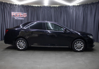Подержанный автомобиль Toyota Camry Sedan 2014 года (4 фото)