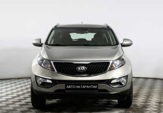Подержанный автомобиль Kia Sportage 2014 года (2 фото)