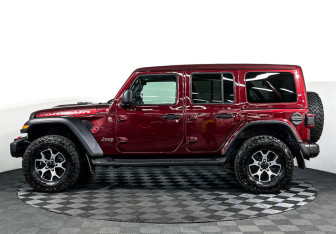 Подержанный автомобиль Jeep Wrangler 2021 года (8 фото)