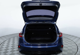 Подержанный автомобиль Kia Ceed Hatchback 2019 года (19 фото)