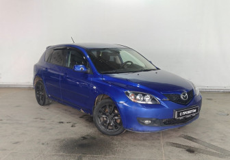 Подержанный автомобиль Mazda 3 Hatchback 2007 года (3 фото)