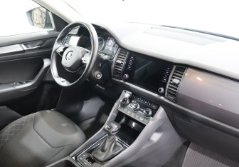 Подержанный автомобиль Skoda Kodiaq 2021 года (10 фото)