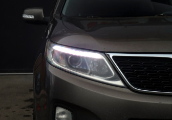 Подержанный автомобиль Kia Sorento 2014 года (19 фото)