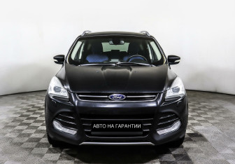 Подержанный автомобиль Ford Kuga 2013 года (2 фото)