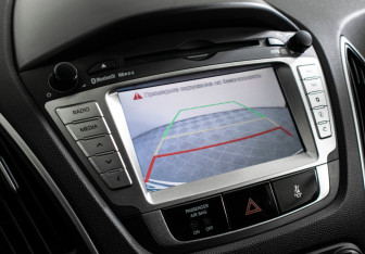 Подержанный автомобиль Hyundai ix35 2013 года (14 фото)