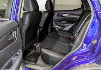 Подержанный автомобиль Nissan Qashqai 2016 года (12 фото)