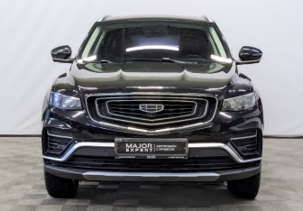 Подержанный автомобиль Geely Atlas Pro 2023 года (2 фото)