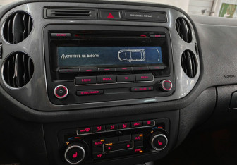Подержанный автомобиль Volkswagen Tiguan 2012 года (15 фото)