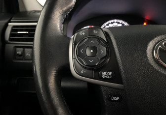 Подержанный автомобиль Toyota Camry Sedan 2014 года (15 фото)
