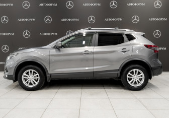 Подержанный автомобиль Nissan Qashqai 2020 года (7 фото)