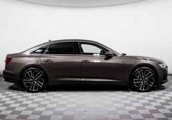 Подержанный автомобиль Audi A6 Sedan 2021 года (4 фото)