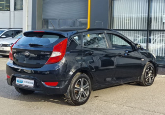 Подержанный автомобиль Hyundai Solaris Hatchback 2013 года (5 фото)