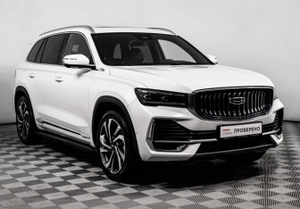 Подержанный автомобиль Geely Monjaro 2023 года (3 фото)