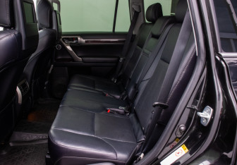 Подержанный автомобиль Lexus GX 2015 года (11 фото)