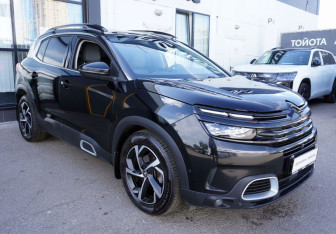 Подержанный автомобиль Citroen C5 Aircross 2021 года (3 фото)