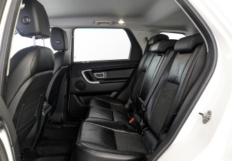 Подержанный автомобиль Land Rover Discovery Sport 2018 года (18 фото)