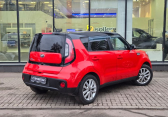 Подержанный автомобиль Kia Soul 2019 года (8 фото)