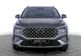 Подержанный автомобиль Hyundai Santa Fe 2022 года (2 фото)