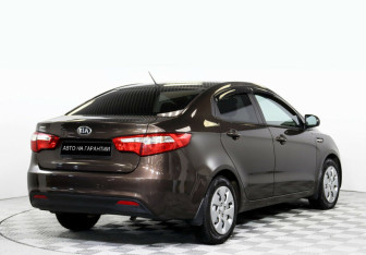 Подержанный автомобиль Kia Rio Sedan 2014 года (5 фото)
