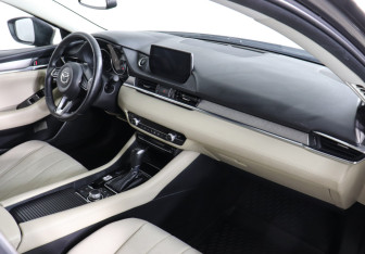 Подержанный автомобиль Mazda 6 Sedan 2020 года (10 фото)