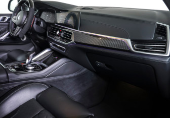 Подержанный автомобиль BMW X5 M 2020 года (10 фото)