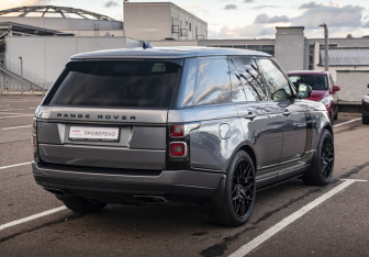 Подержанный автомобиль Land Rover Range Rover 2021 года (6 фото)