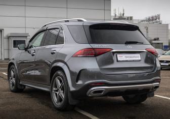Подержанный автомобиль Mercedes-Benz GLE 2021 года (8 фото)